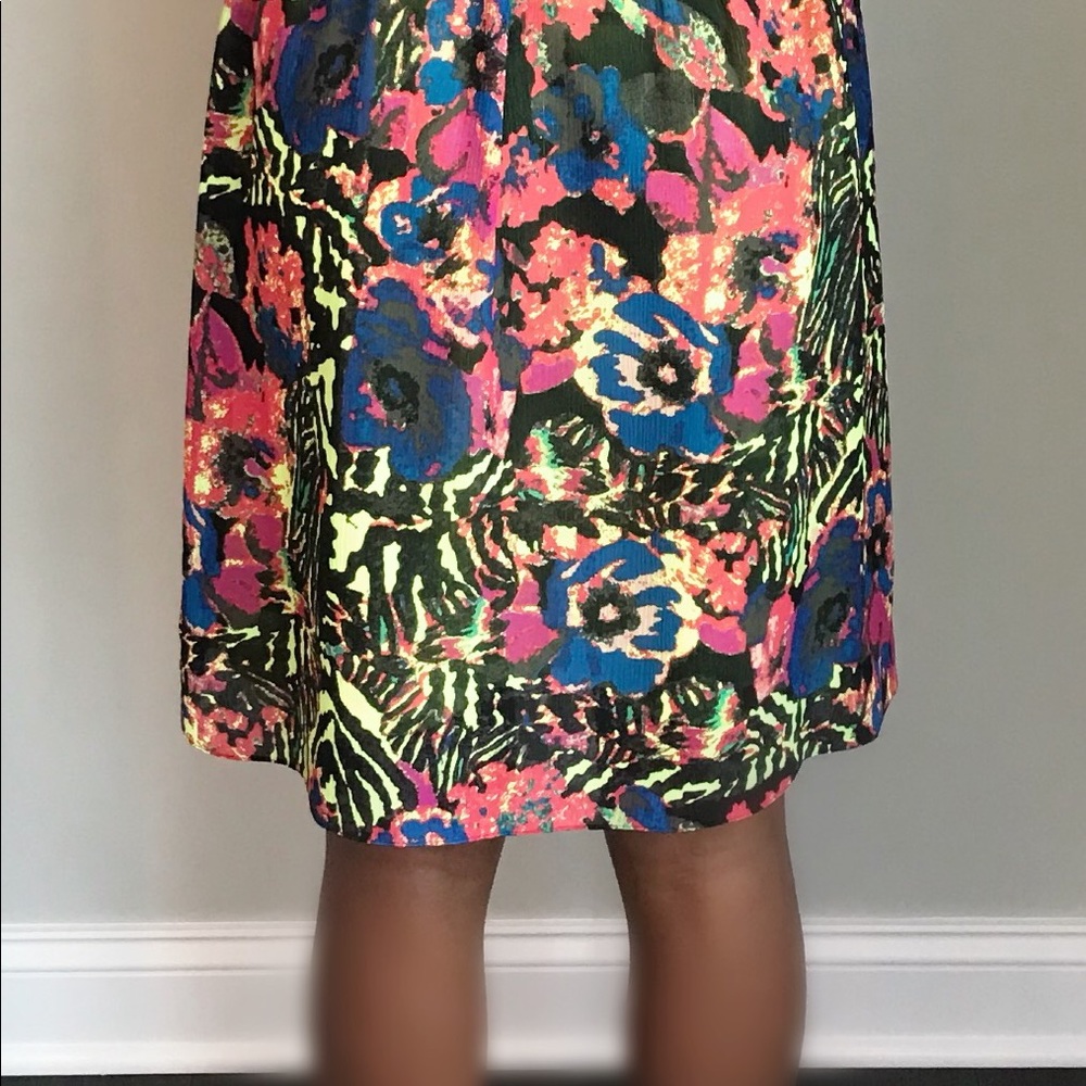 Dress - Picture 5 of 6